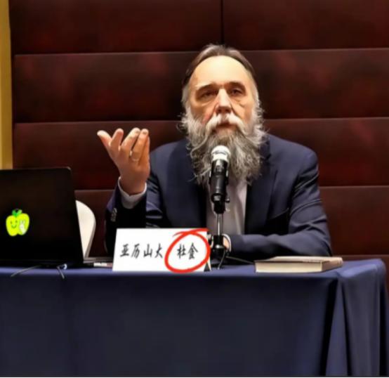 俄罗斯政治家杜金说，如果这次委内瑞拉沦陷，中国袖手旁观，那么下一个遭殃的将是中国