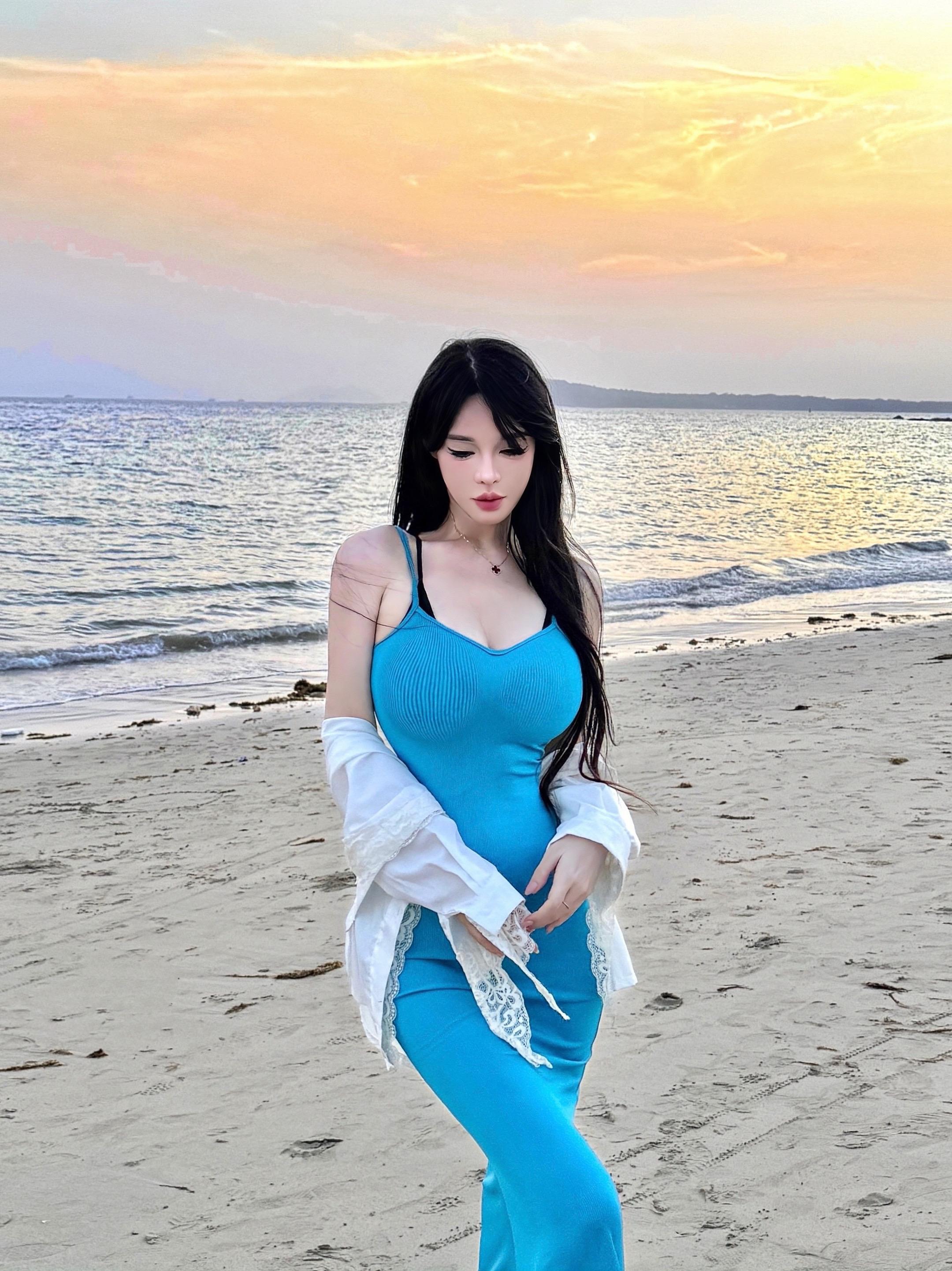 这海边终还是自己来了…海边正常穿搭！！！