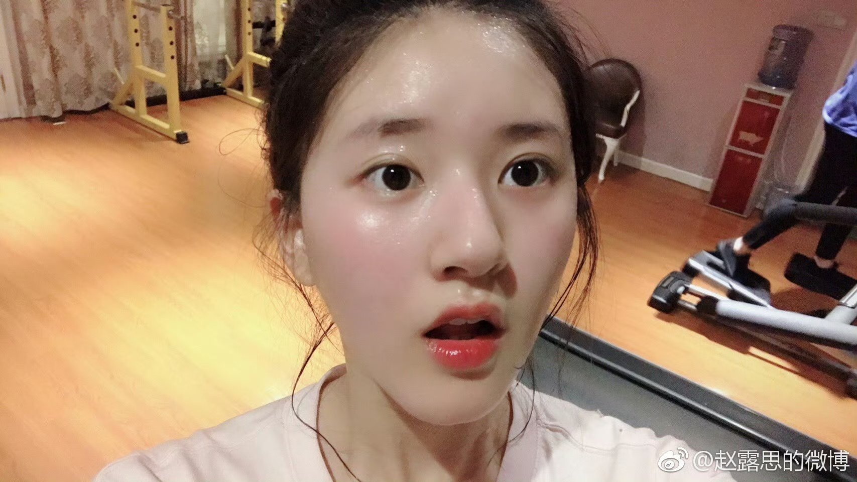 💜夏日爱心站💜💜赵露思💜赵露思