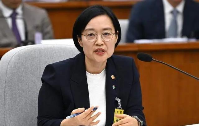 2026年7月1日这一天，首尔青瓦台办了一场正式的任命仪式。李在明亲手把国务总理