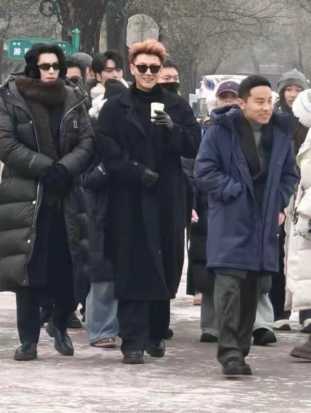 徐志胜我不细瞅我以为烧锅炉大爷来凑热闹了