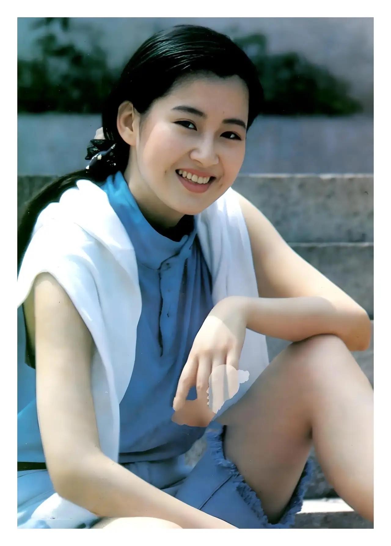 她一生 “风流成性、老少通吃”，撩汉无数，现如今57岁却仍旧单身