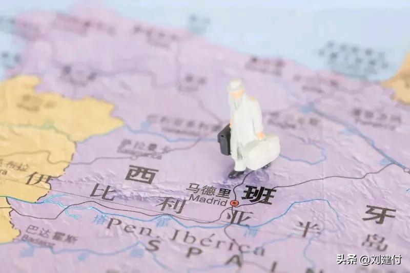 中方回应美威胁切断与西班牙贸易 3月4日外交部记者会上，外媒就美威胁切断与西班牙