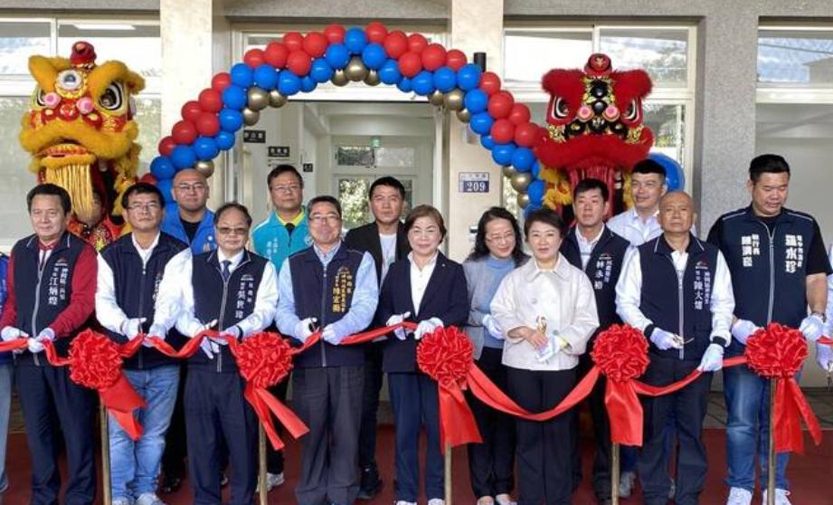 财划法不副署  卢秀燕不回应  杨琼璎要民进党不要政治对抗

台中市长卢秀燕、蓝