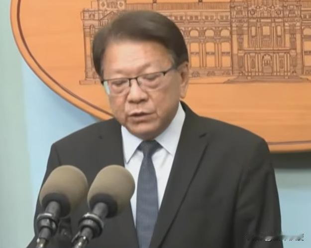 哈哈哈哈，赖清德不是说明天窜访斯威士兰嘛，就那个非洲中间的君主制小国，结果刚刚宣