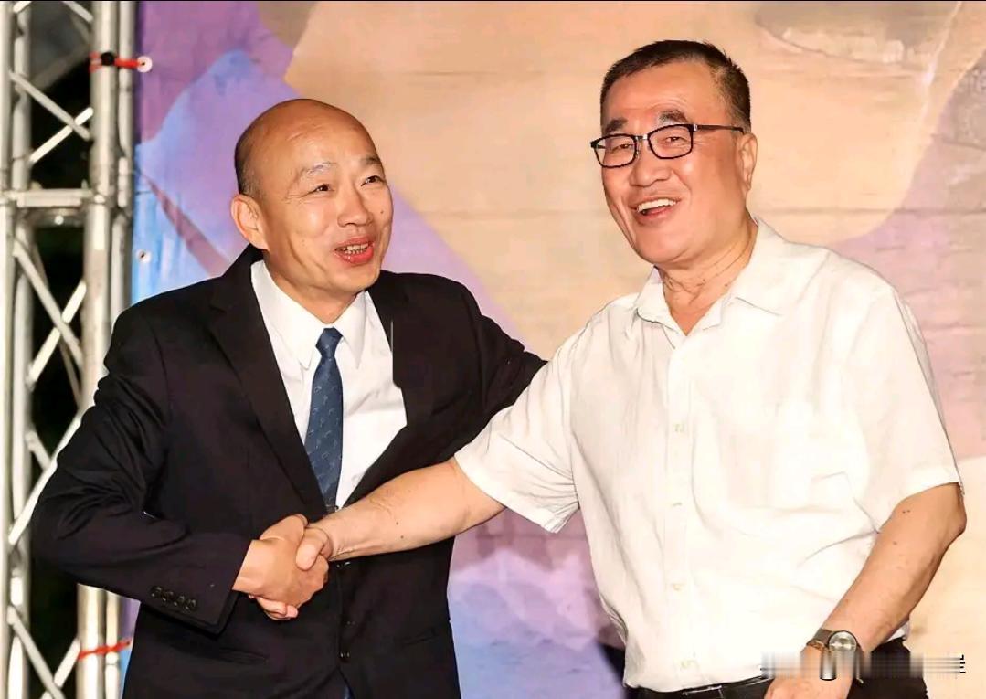 李四川新北第二场造势邀好多人，唯独缺少郑丽文

民调一路滑坡的李四川本月12日在