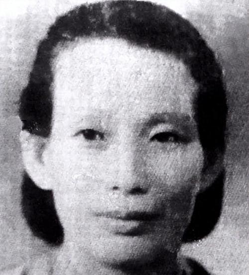 1949年毛主席接见妇女代表，见到一位后突然变脸：你竟然还活着？1949年3月，