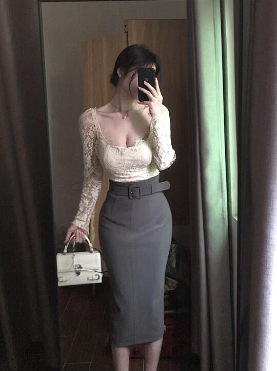 灰白色系穿搭尊的很气质美女感唉～