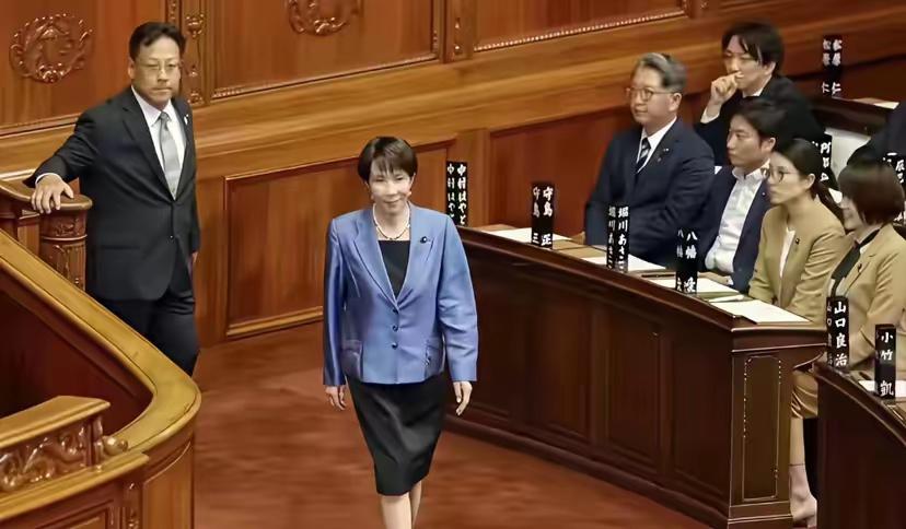 全世界都需要警惕此人成为第二个东条英机！紧盯！紧盯！紧盯！！！！