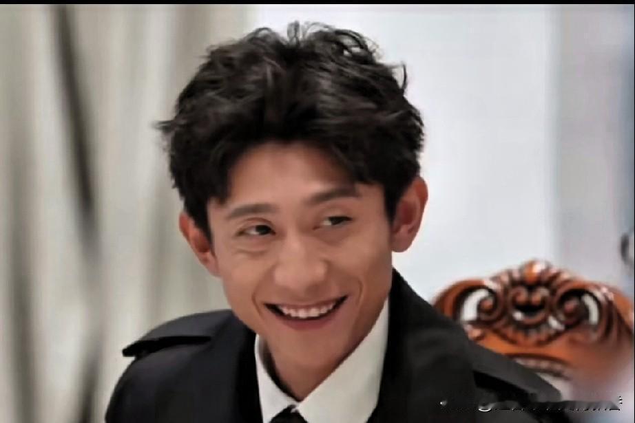张一山和宋丹丹一起参加节目时，宋丹丹说自己最对不起杨紫的事是劝她不要当演员，并问