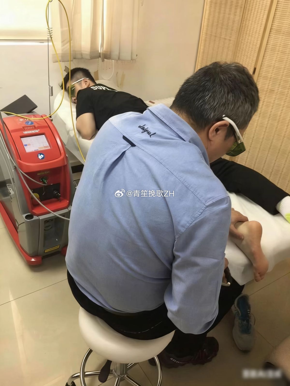 都说东哥身体素质好，但其实他也有很多伤病吧，只是他从来都不提…乒乓球🏓  樊振