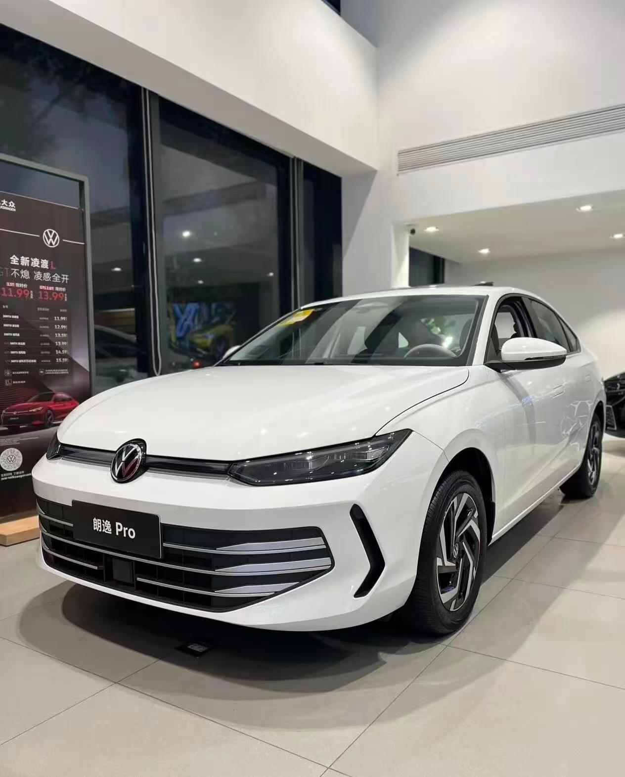 这车最大的优点就是均衡靠谱，油耗低、保养省心，德系底盘质感跑高速很稳，作为家用代