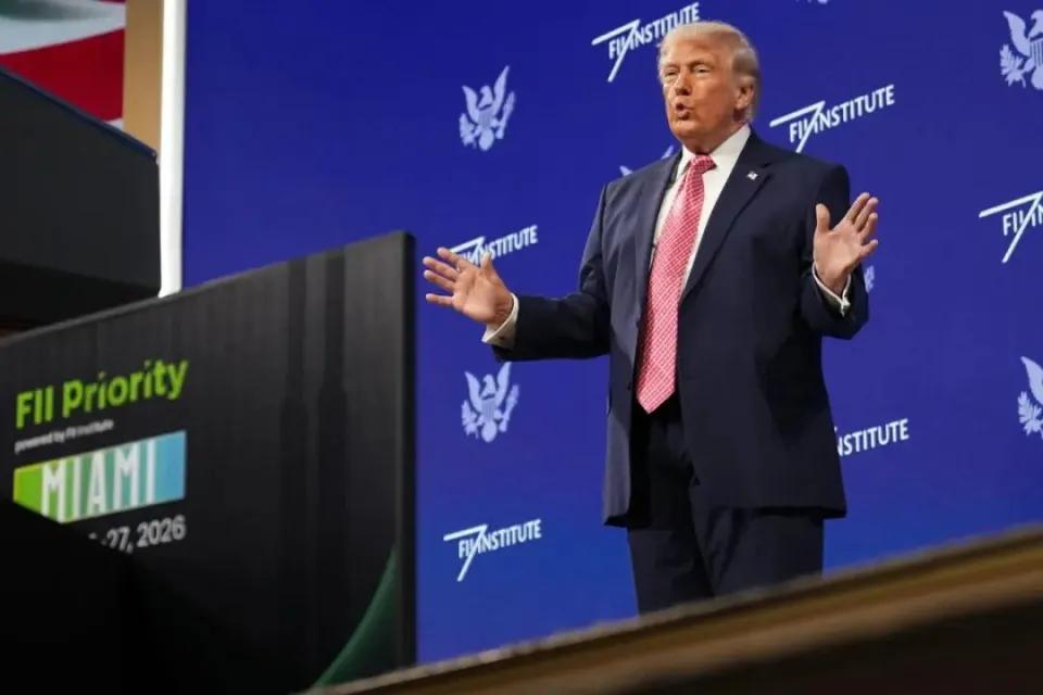 中国是当前特朗普在全球范围内除了以色列这个爹外，唯一一个不敢调侃的国家，剩下的国