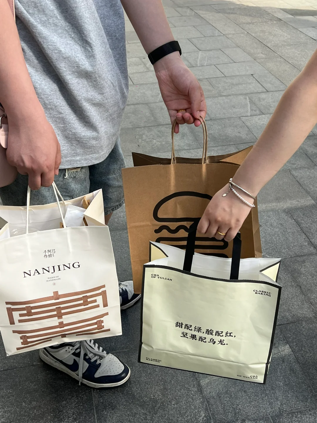 走啦…带着南京三件套，离开南京啦