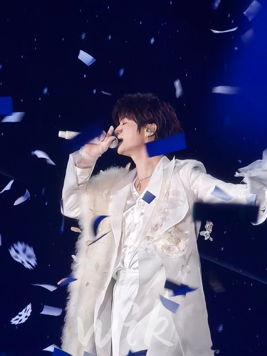 陆虎回应歌单陆虎像你这样的朋友3.0上线，快乐老家回来了 