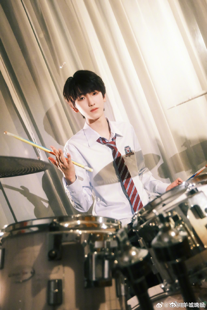 《我们的少年时代 2》自官宣以来关注度持续攀升，微指数曾高达 3420 万，小时