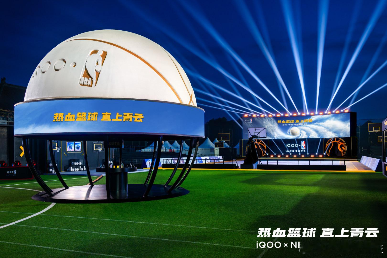 2025-2026赛季尼克斯夺得冠军。在这激动人心的时刻，在北京时间也就是今天下