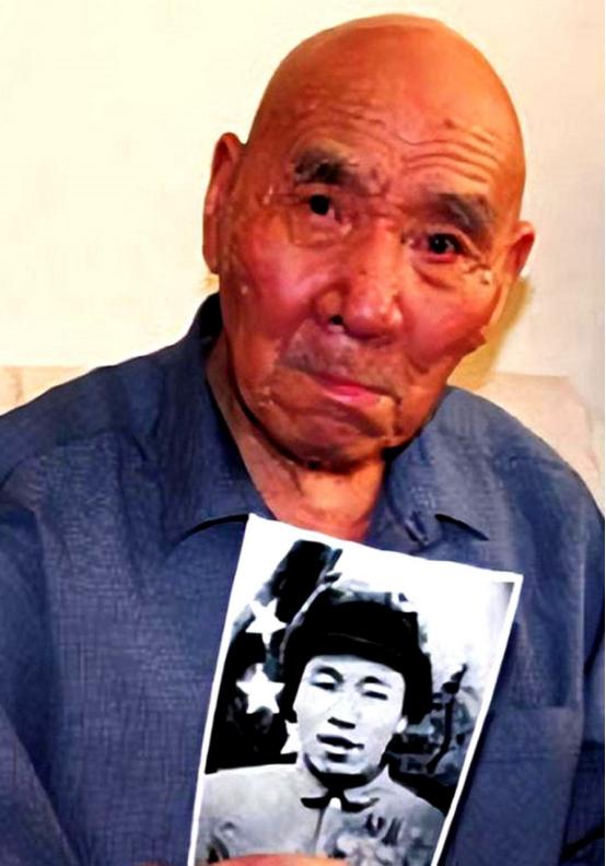 1951年，毛主席对“打坦克英雄”苏吊蛋提议：“你名字有点不雅，该改改了。”
