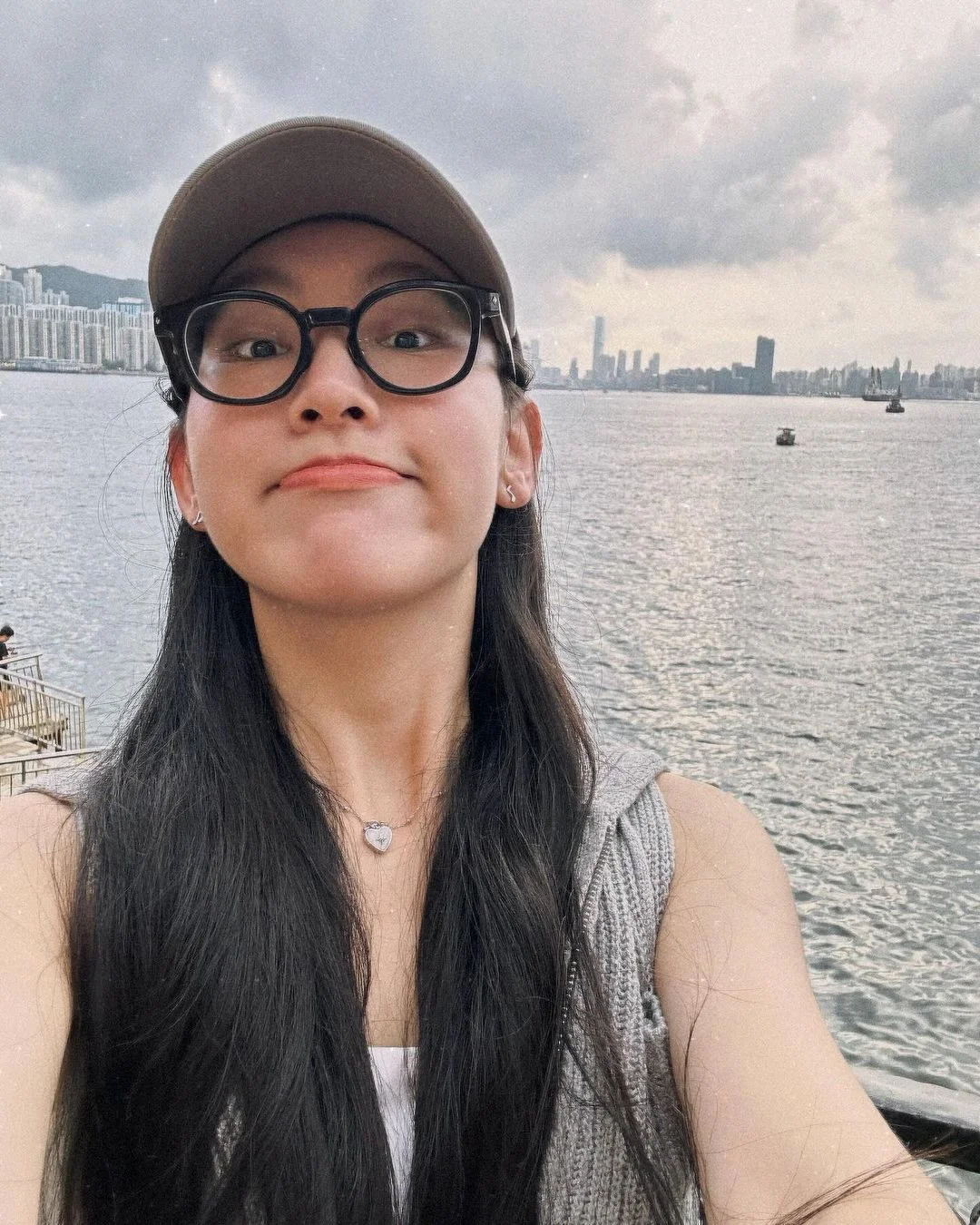 没有通告的炎明熹在享受生活