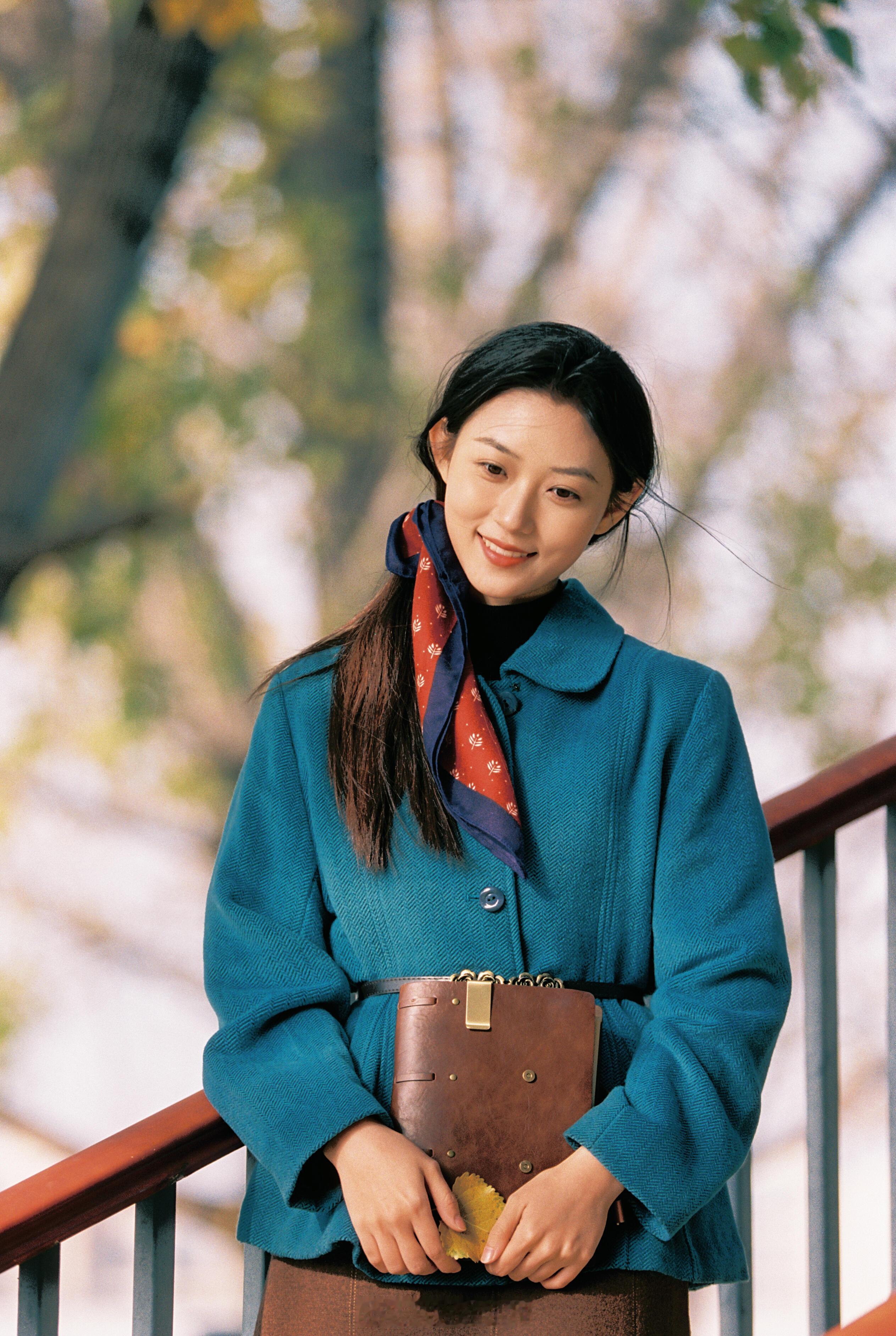 狙击蝴蝶程雅昭活成了爱你老己从角色陶宛文到演员程雅昭，她们用行动诠释同一信念：真