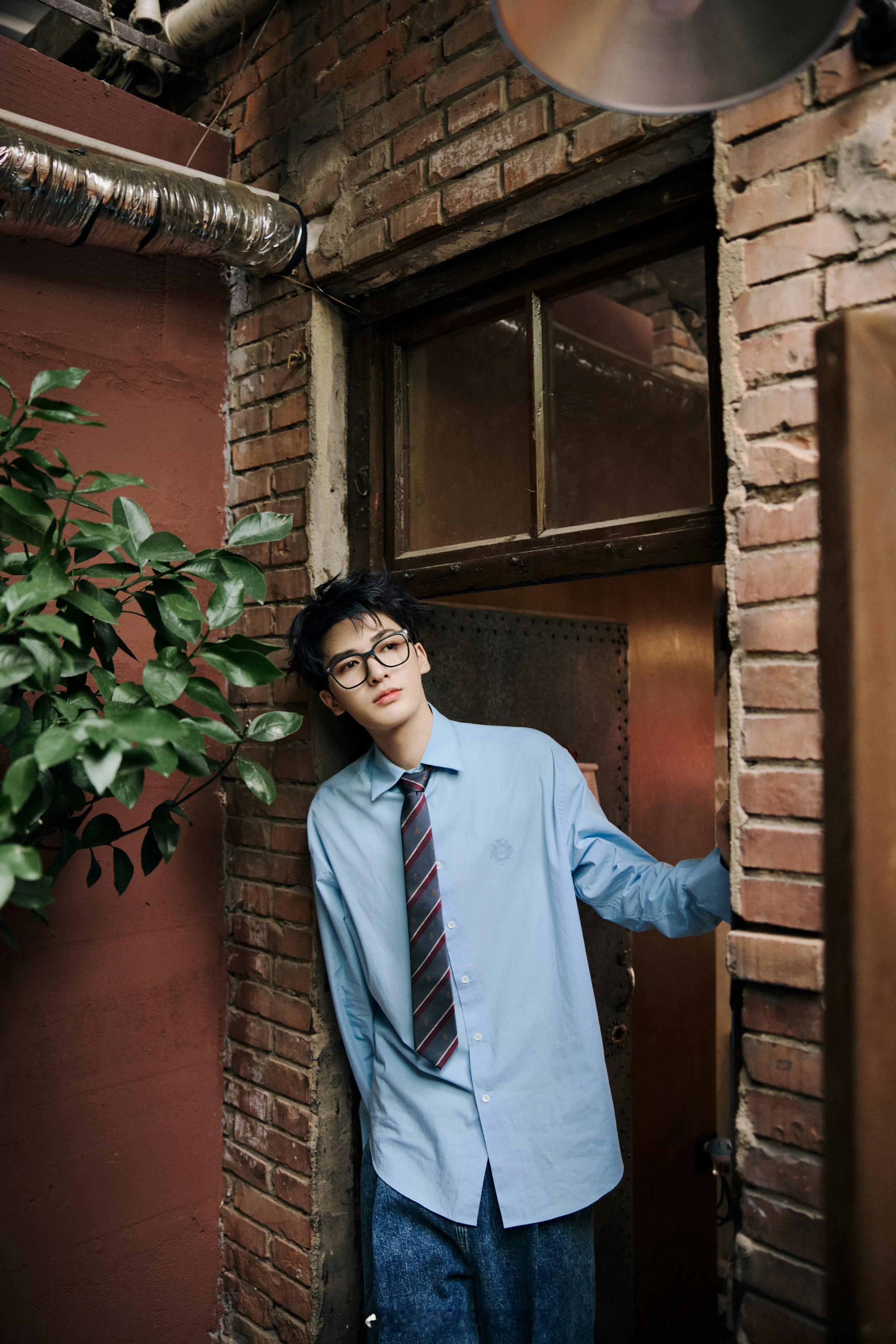 电影《愤怒的老虎》 湖州南浔开机出品：谷天传媒、猫眼电影、北京文化编剧&导演：李