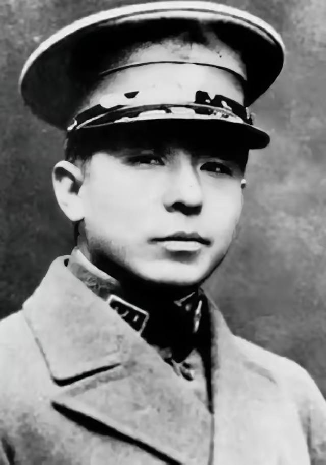 张学良临终前向家人吐露：蒋介石至死不肯原谅他，并非仅仅因为西安兵谏，而是那夜华清