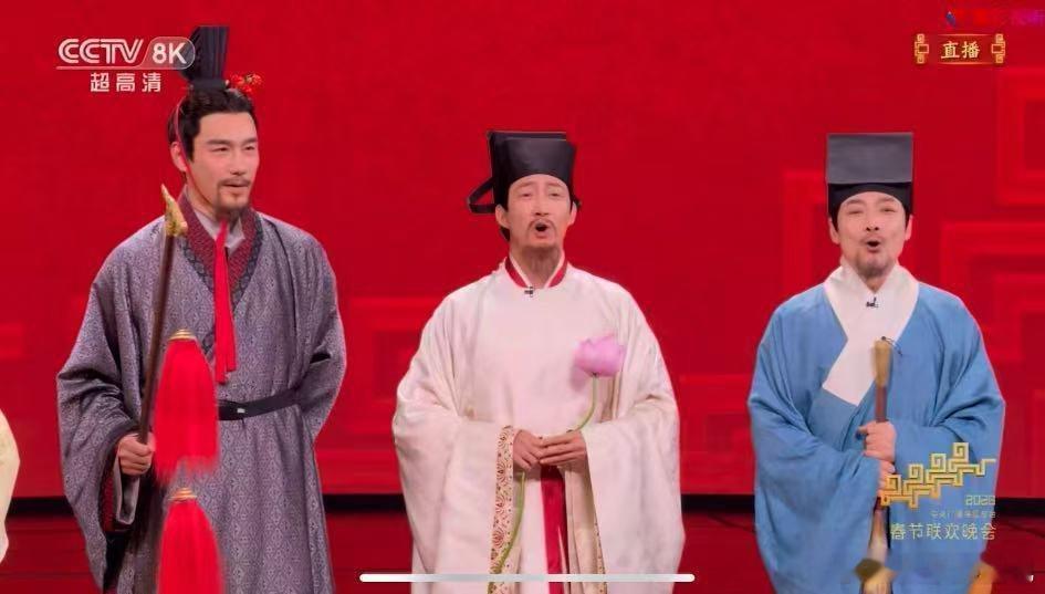 胡兵至今没发现长得高的坏处 54岁还有这状态和身高，简直是赢麻了！自律让他完美驾