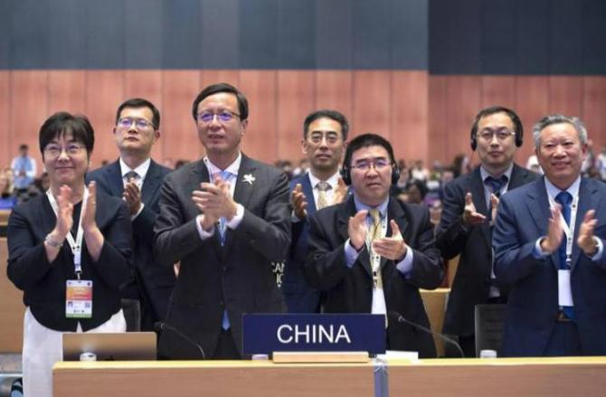 联合国正式官宣：中国人成功当选国际重要职务，实力获得全球认可。

我需要先搜集关