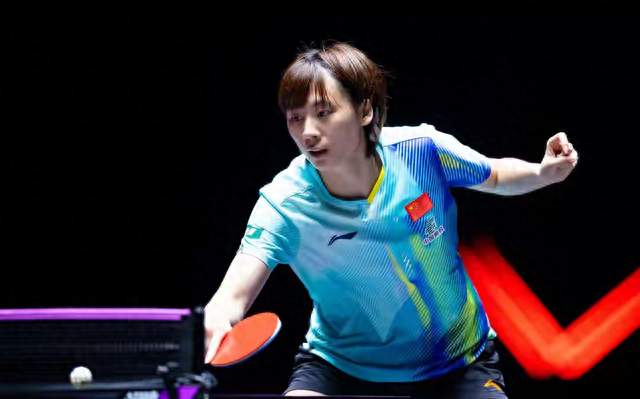 4-0横扫进四强！中国女乒22岁1米77新星崛起：新版王曼昱冲冠？