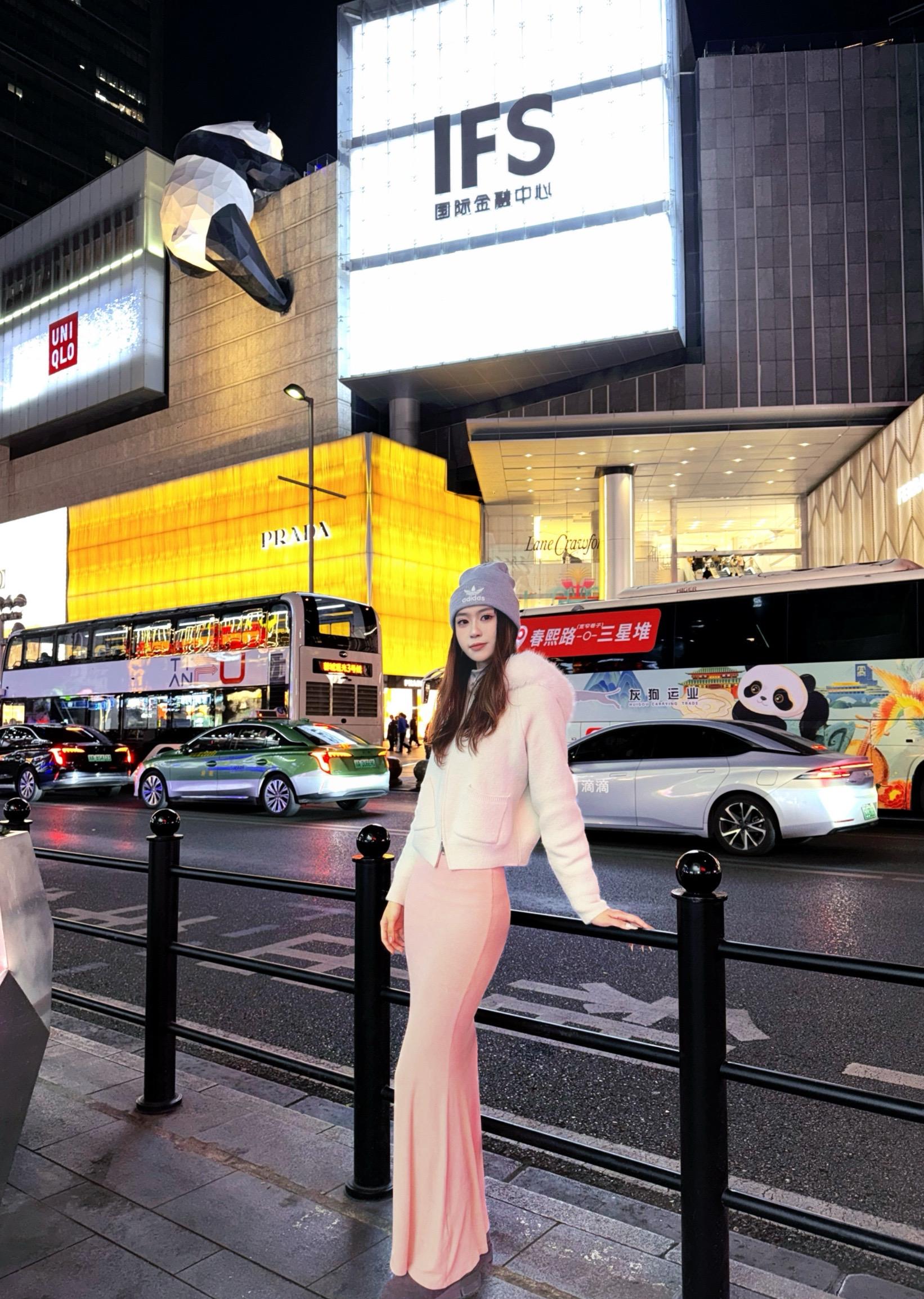 年轻 勇敢  明媚  🐼🌍