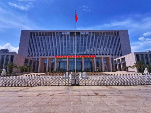 市委原书记化债不力…