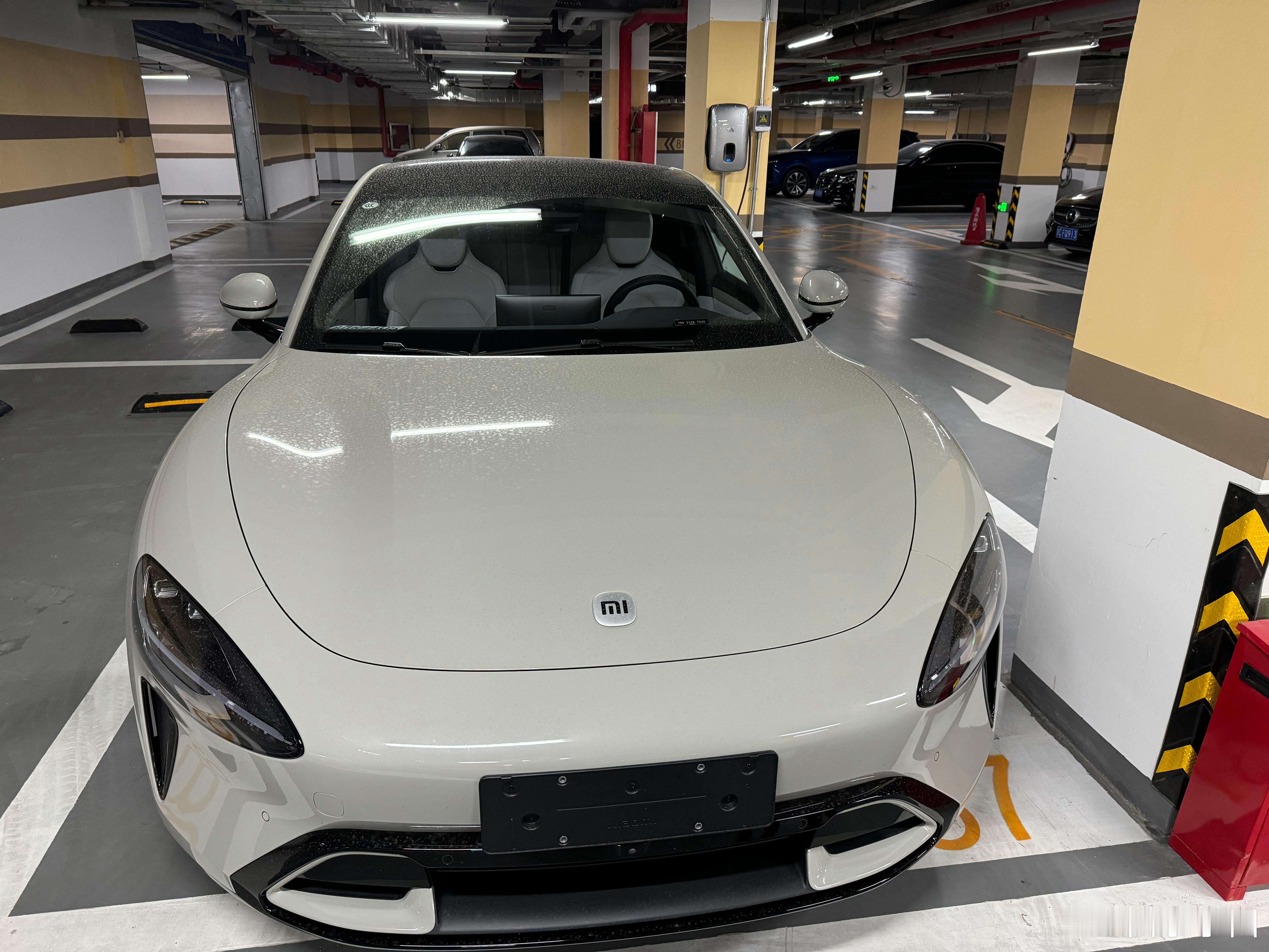 后驱电车雪天慎用强动能回收这事我有发言权买过不少后驱车有油车有电车之前其乐开F1