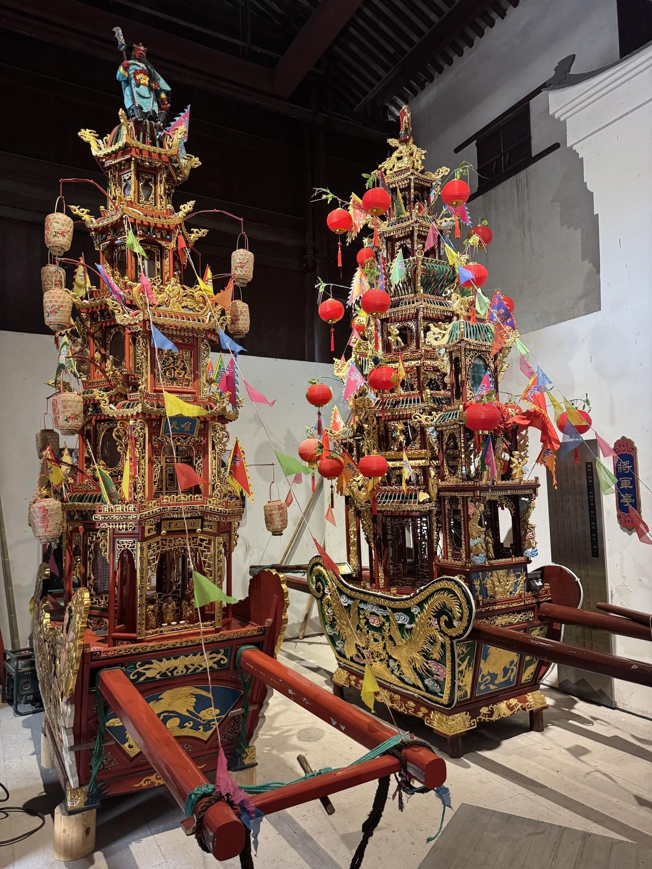 这次来前童，发现一个很独特的民俗：前童元宵行会。是一场源于明代、延续500多年的