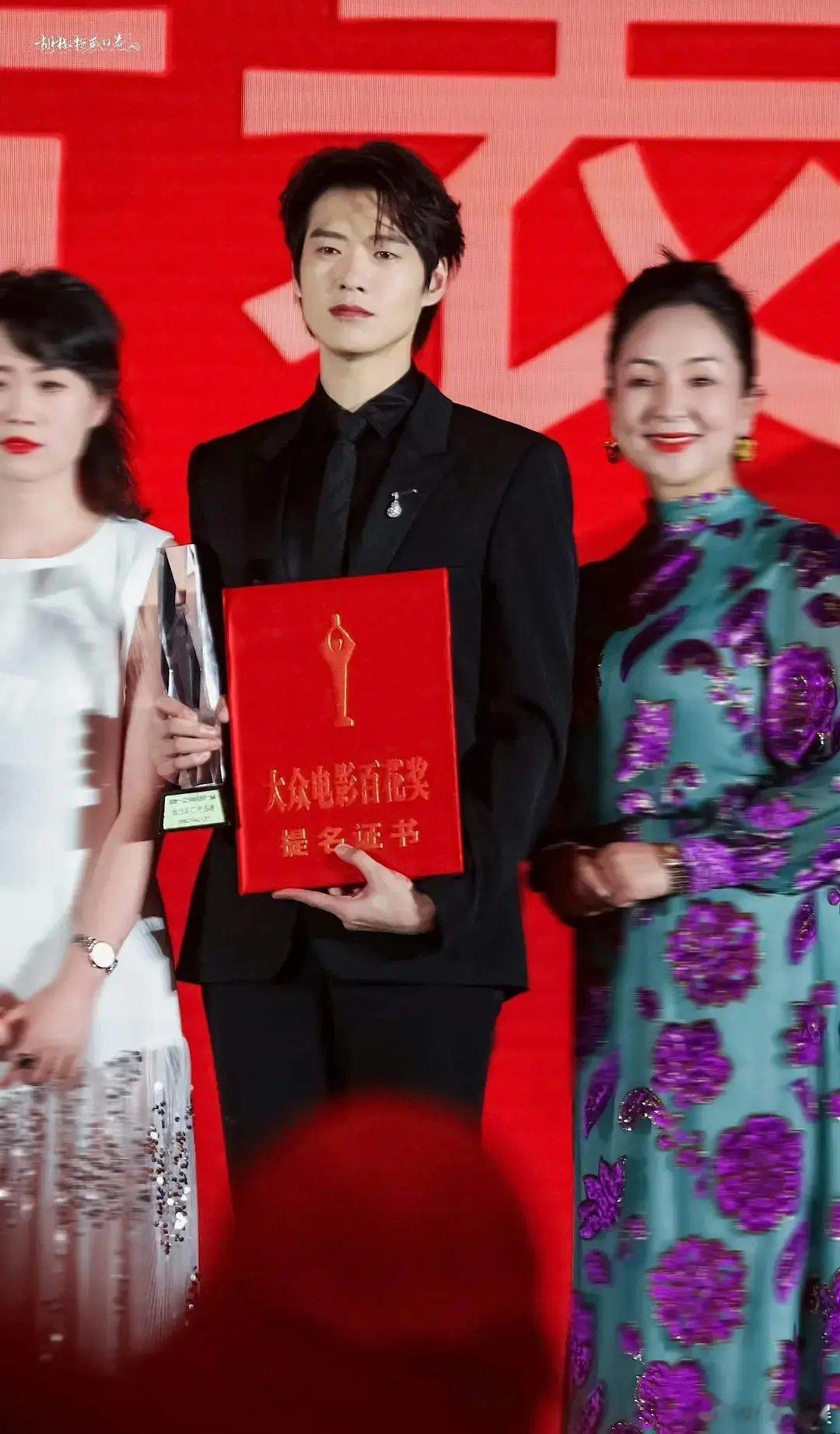 网友说魏大勋百花奖状态是稠的很稳定，赞同吗？ ​​​