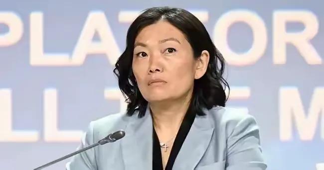 俄乌战争打到现在，损失最大的人，终于浮出了水面！不是普京，不是泽连斯基，而是一个