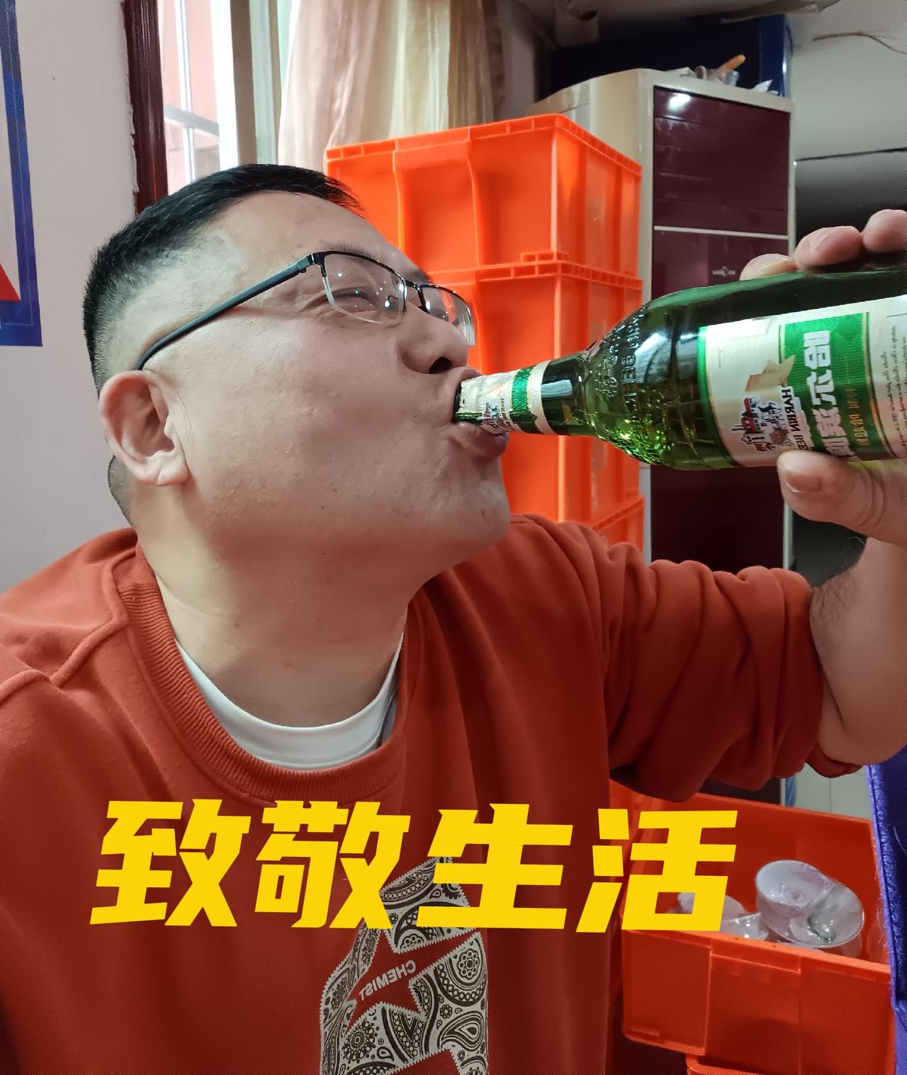 有时候很多网友的留言，让人心里感到很温暖。

有个网名叫“山里与奇观”的网友(图