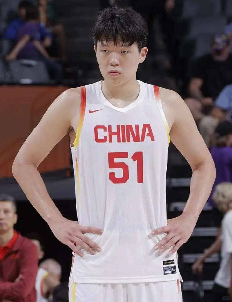 绝杀夜的冷板凳！杨瀚森首遭 DNP，烤肉照成