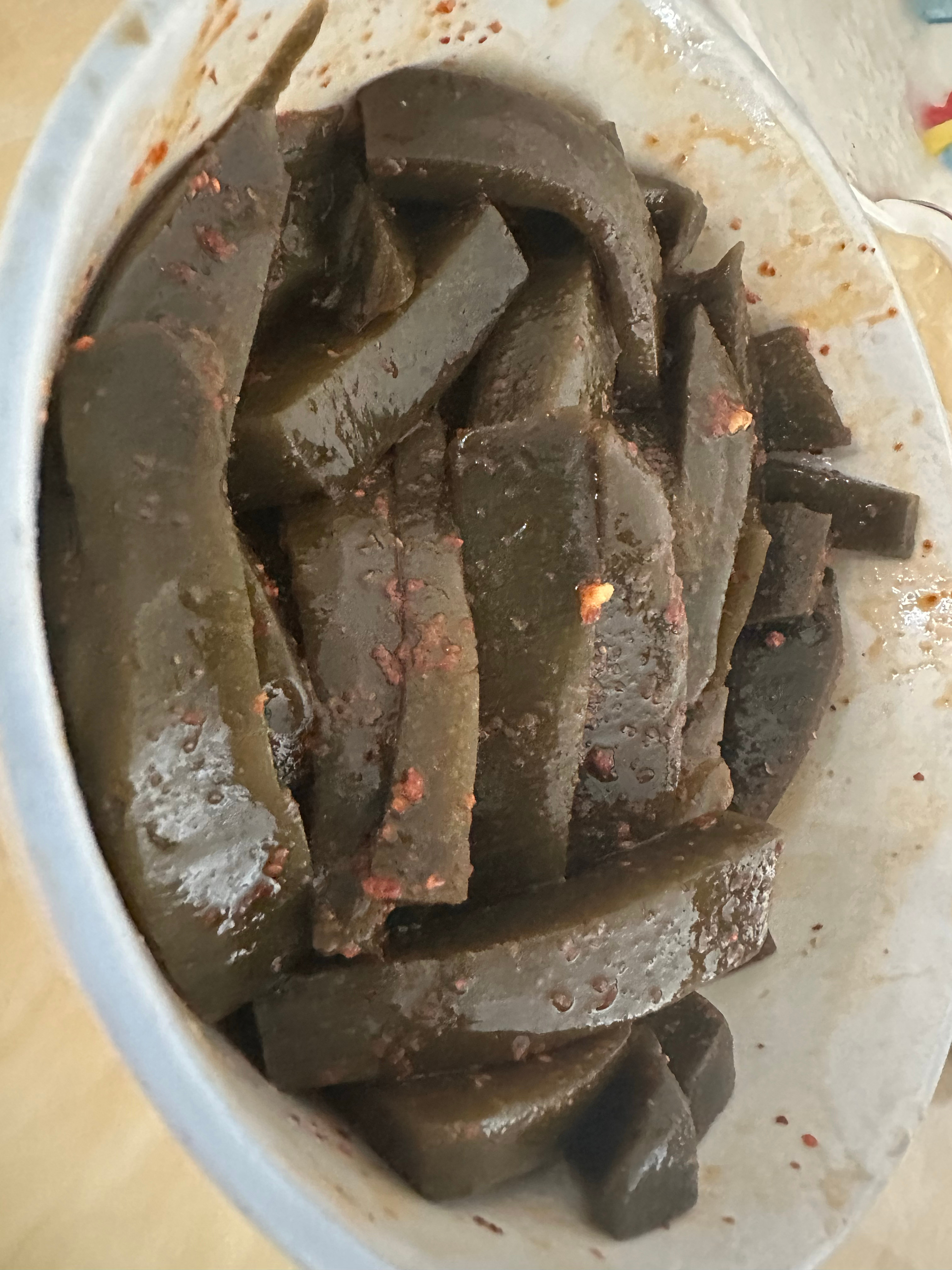 不知道，你们能猜得出来这是什么凉粉，也不知道你们有没有吃过这样的凉粉！猜这是什么