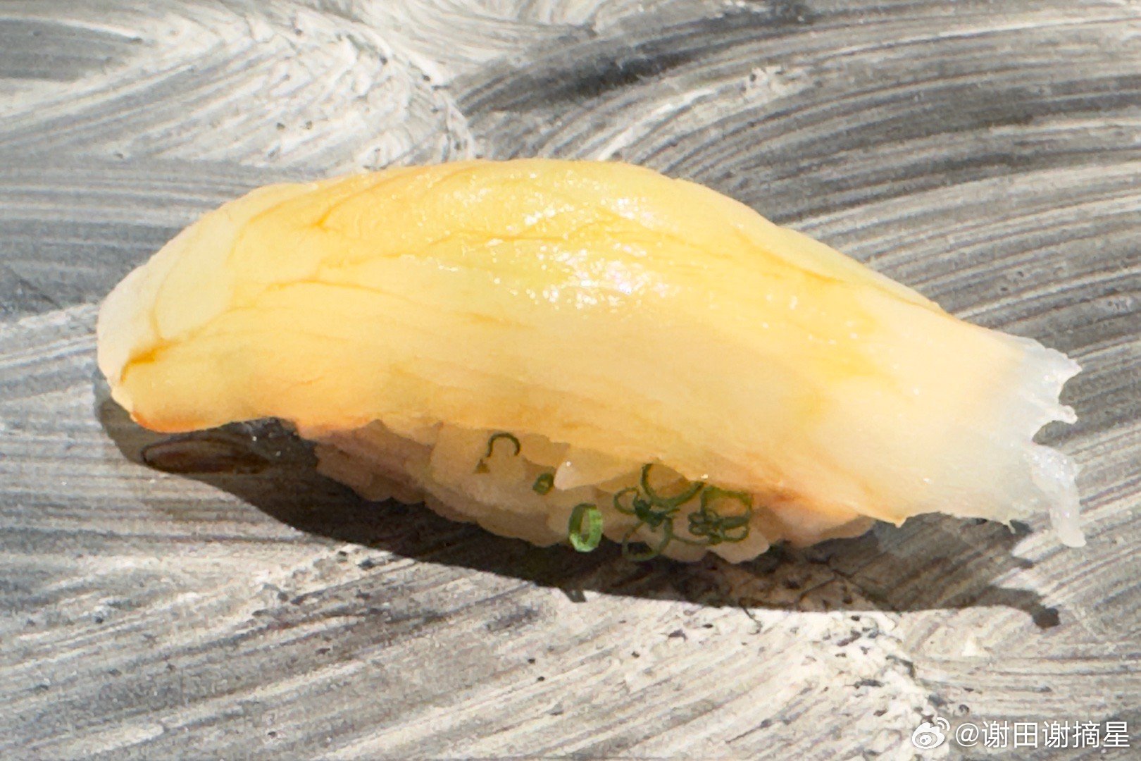 岛津，2026东京金牌店。这家是日本寿司界的黑马，店主岛津千周被认为是江户前寿司