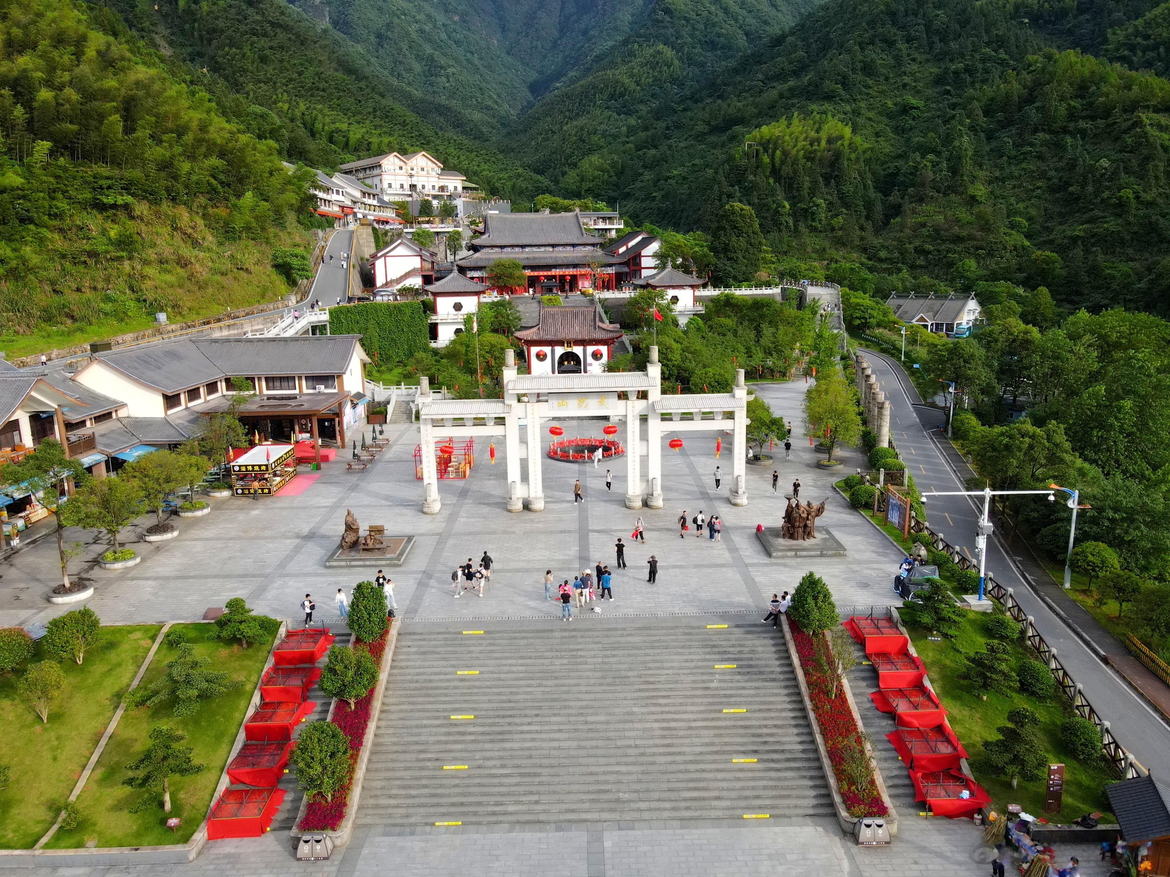 #萍乡正青春# 中国新旅游，萍乡正青春！全球学子嘉游赣，萍乡正青春！来，欣赏一下