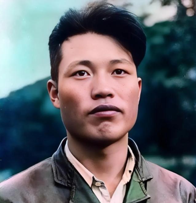 1953年，年仅21岁的朝鲜飞行员，开着当时世界上最先进的战机投诚美国，并获得1