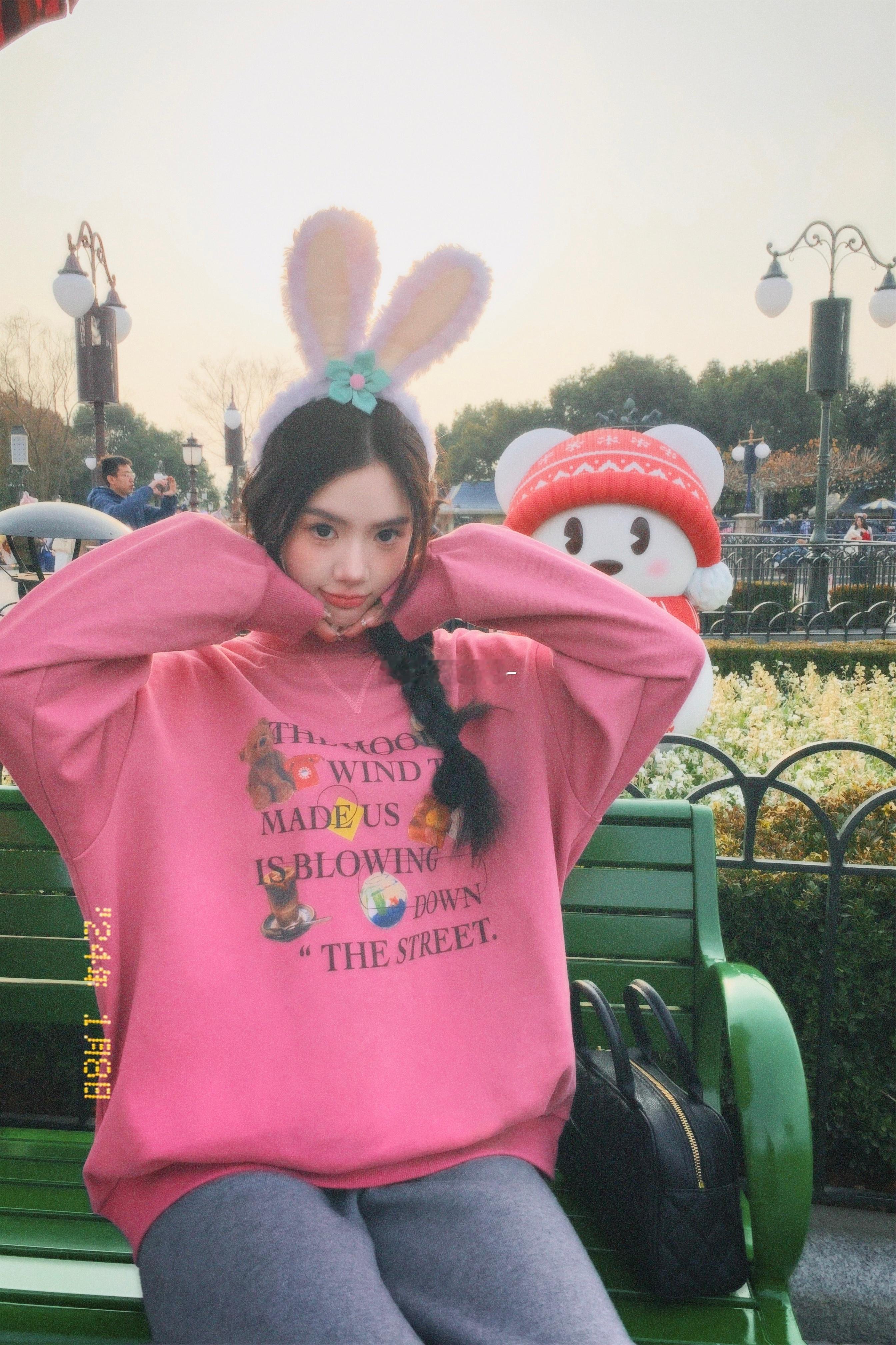（Ping zan song 3位ffgirl 新衣啦 mua）2024Look