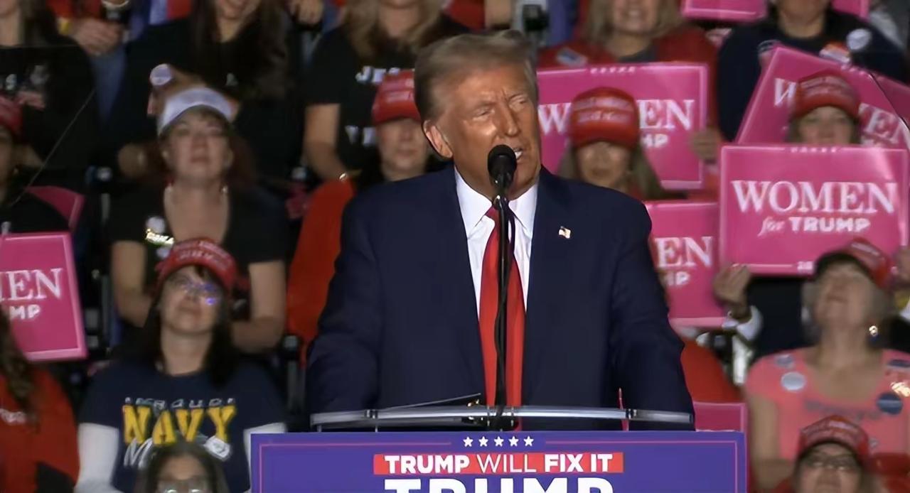 特朗普称取得“压倒性胜利”有何意味 特朗普称取得“压倒性胜利”，这背后意味深长。