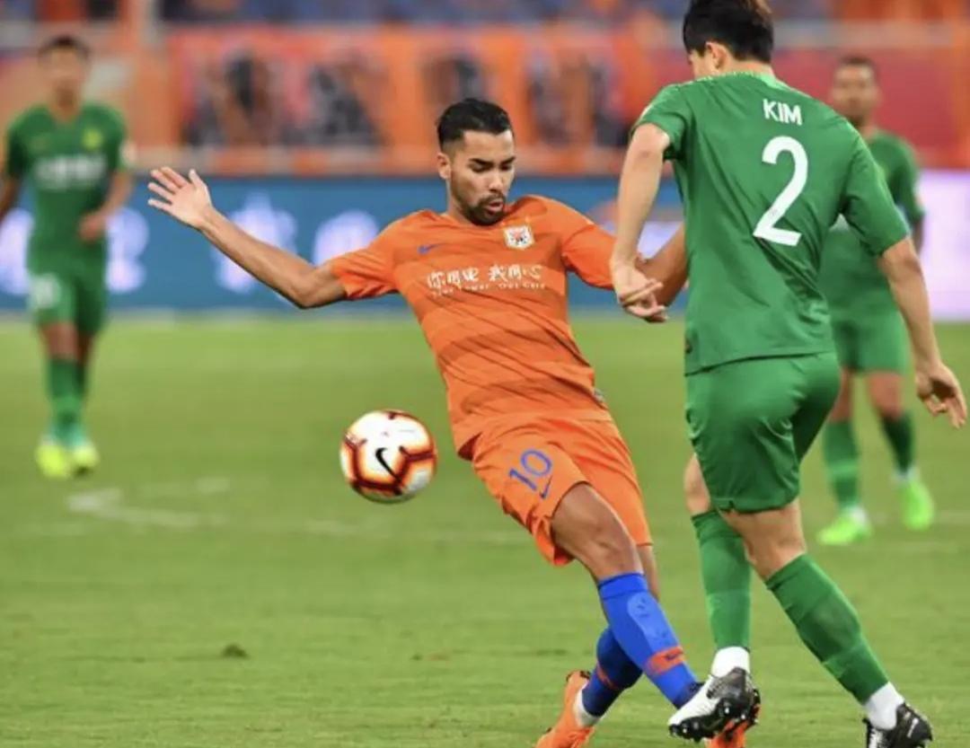 蓉城那个德尔加多又回来了！去年德尔加多租借到蓉城主教练徐正源给了他足够信任，但是