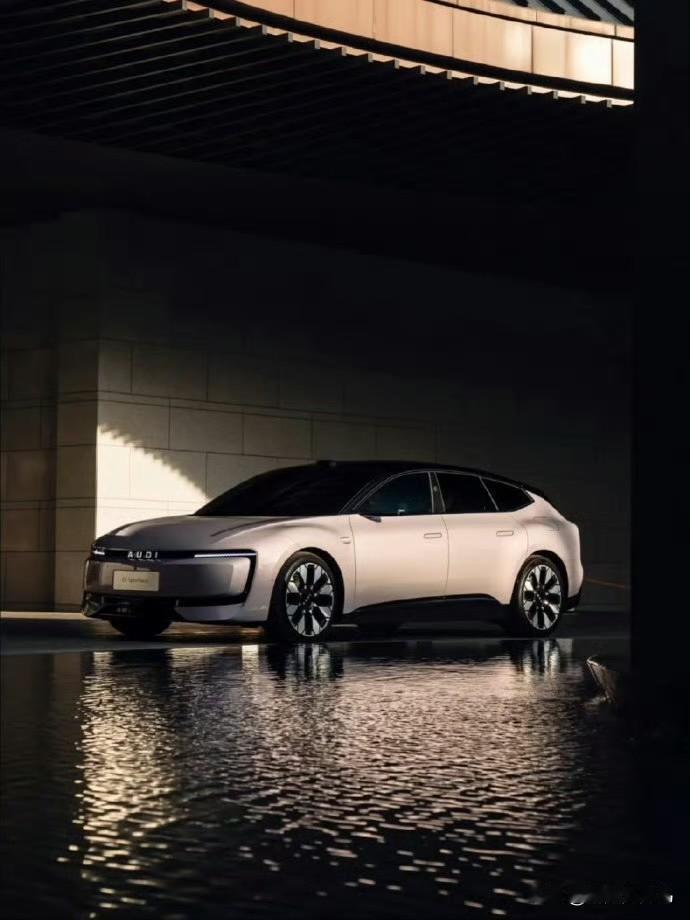 开奥迪E5的朋友们注意了，车子最近推送了新系统，用起来比以前顺手多了。

主要是