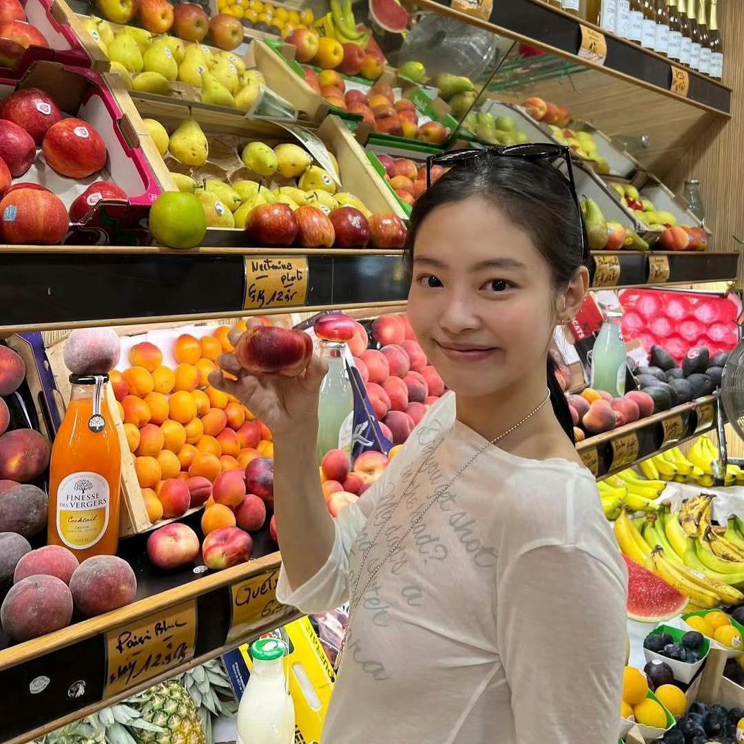 Jennie🍑🍕🥨 ​​​