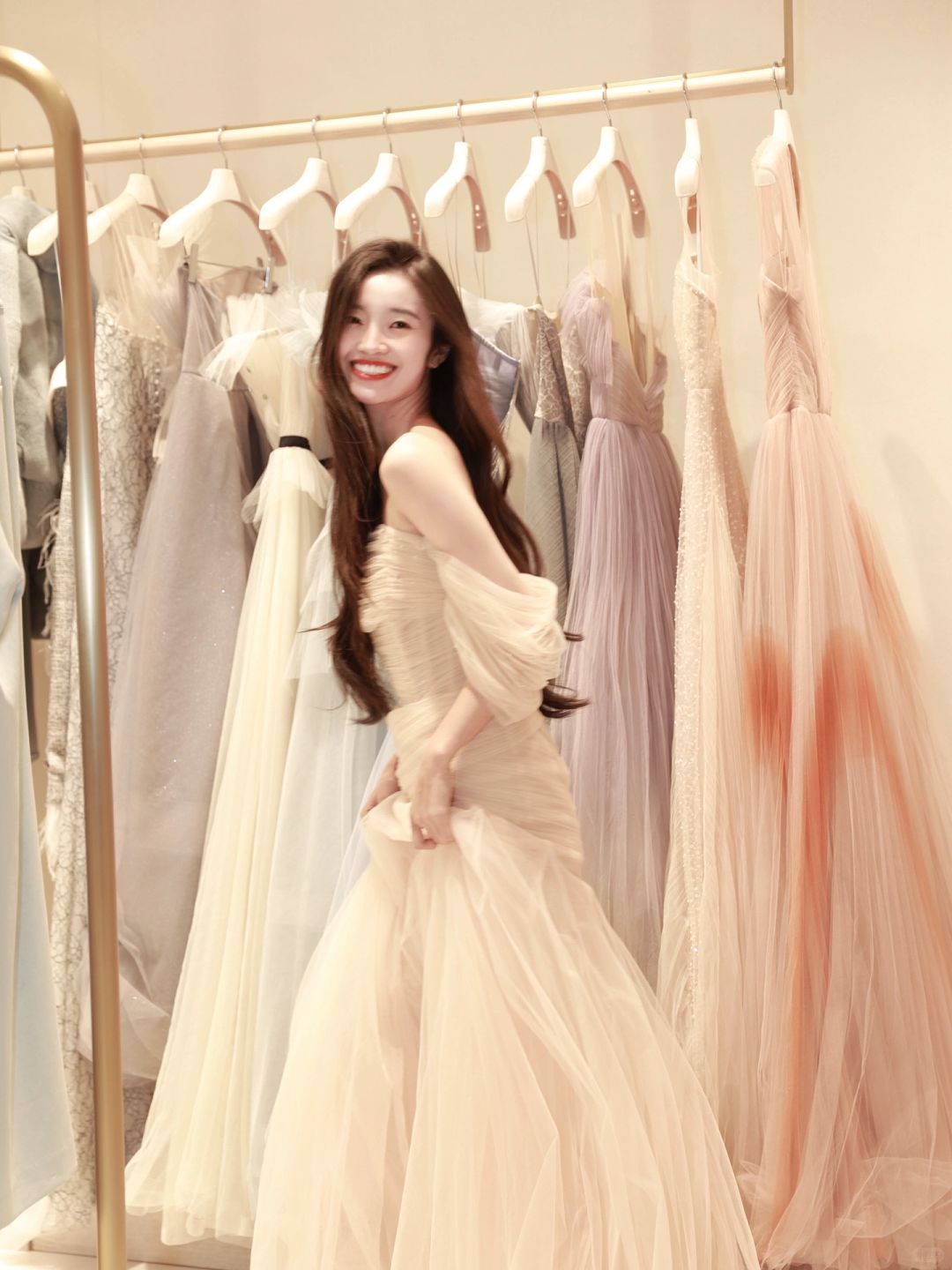 是遗落人间的仙女呀🌙