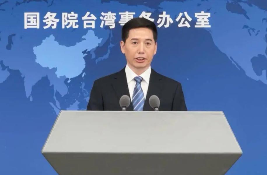 郑丽文对“和平统一、一国两制”作了最新的回应。和平统一、一国两制，这是解决台岛问