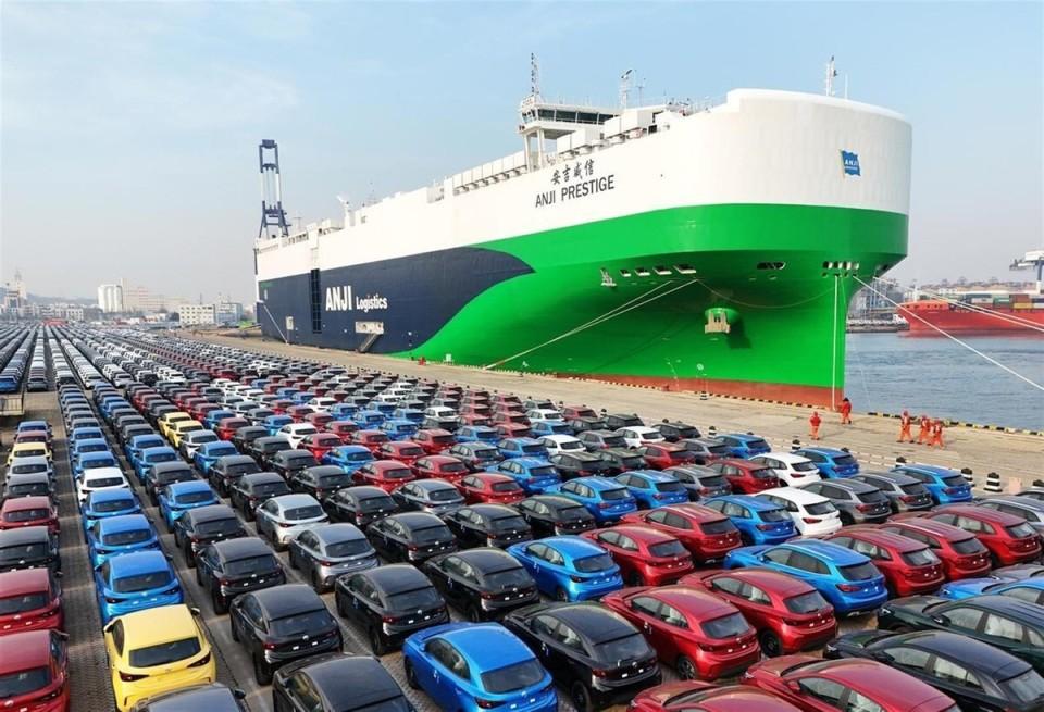 一、新能源车出口：彻底爆发
 
2026年1-2月，中国汽车出口155万辆（+6