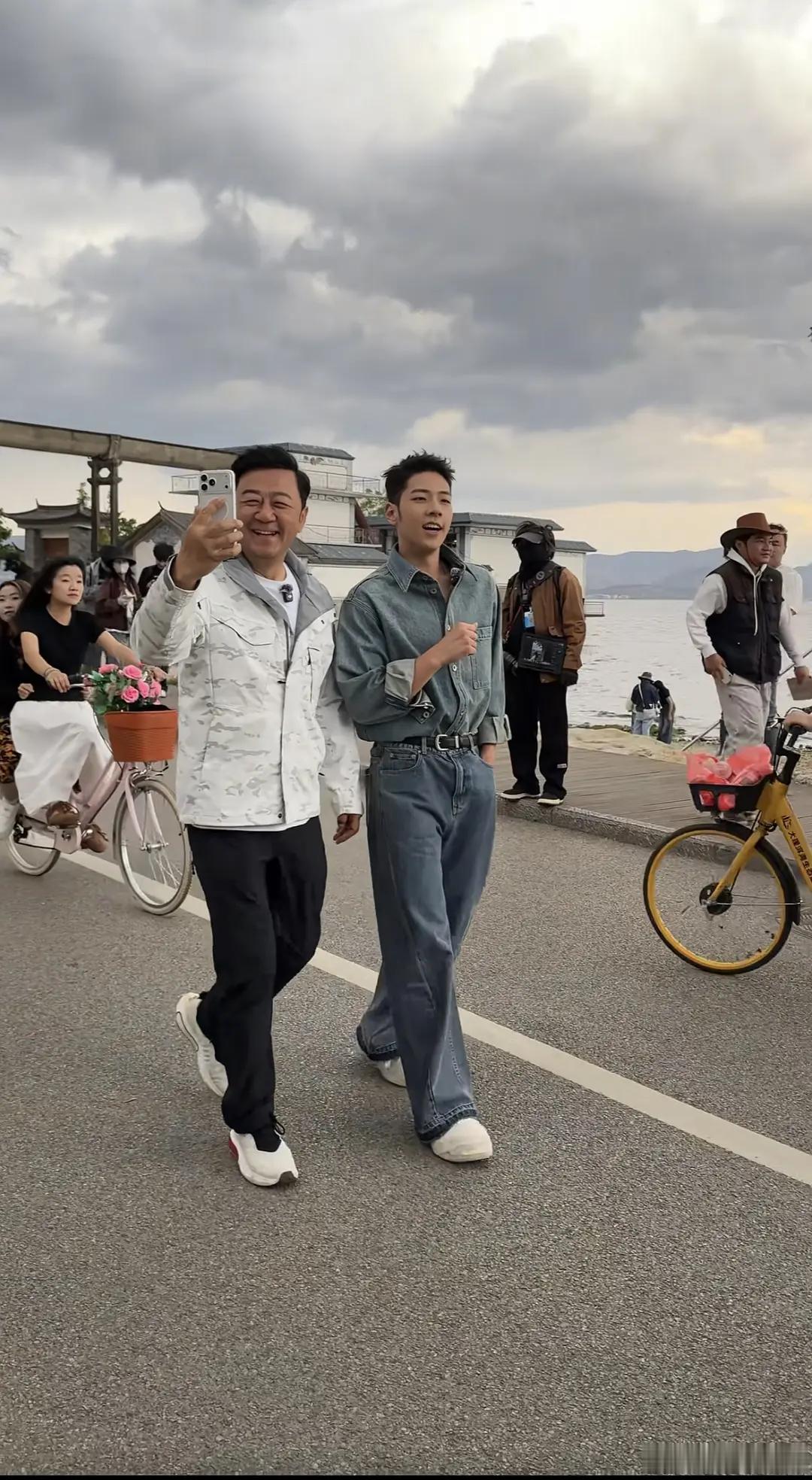 郭涛儿子都这么大了 